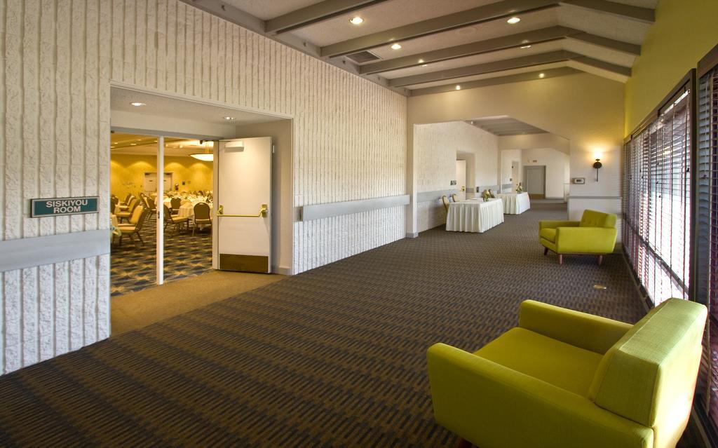 Inn At The Commons Medford Dış mekan fotoğraf