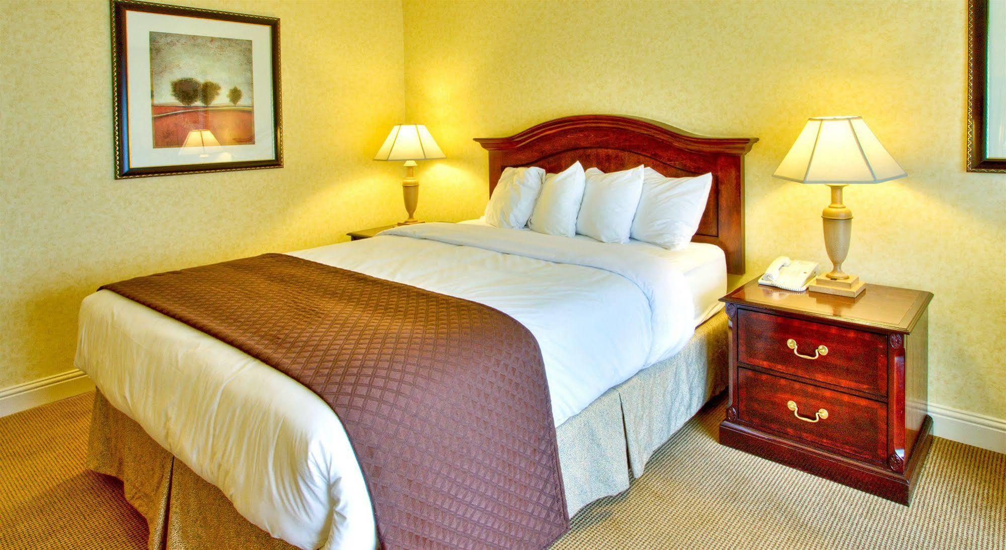 Inn At The Commons Medford Dış mekan fotoğraf
