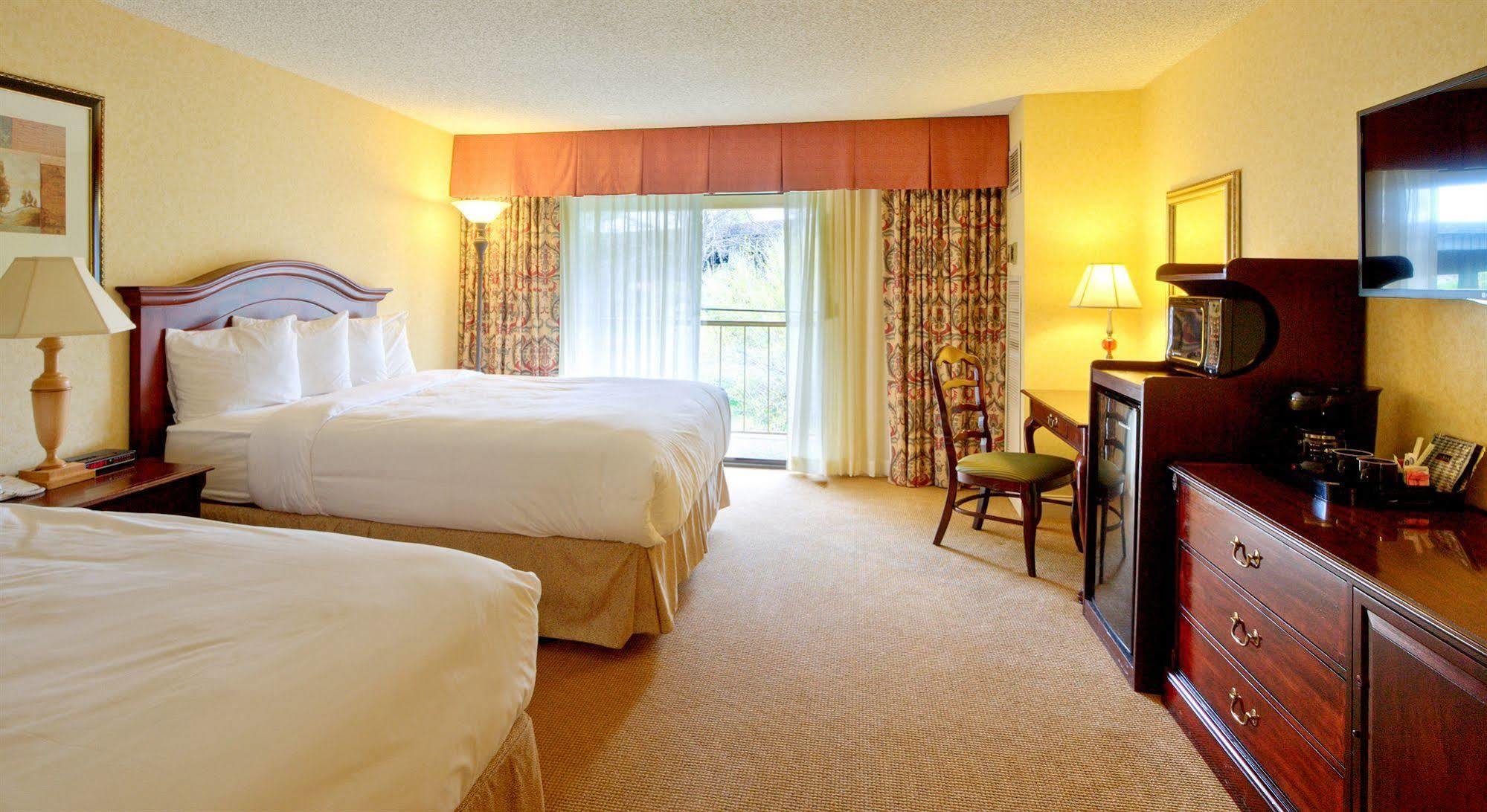 Inn At The Commons Medford Dış mekan fotoğraf